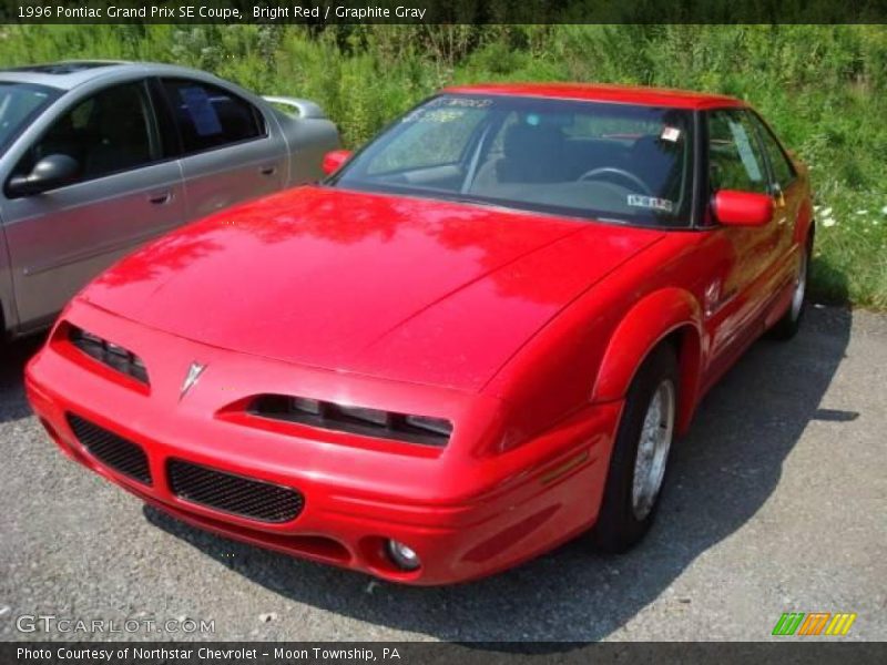 Bright Red / Graphite Gray 1996 Pontiac Grand Prix SE Coupe