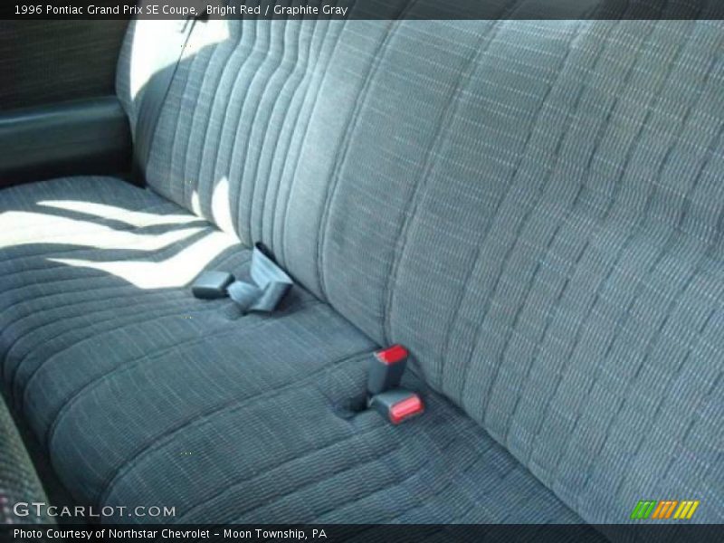 Bright Red / Graphite Gray 1996 Pontiac Grand Prix SE Coupe