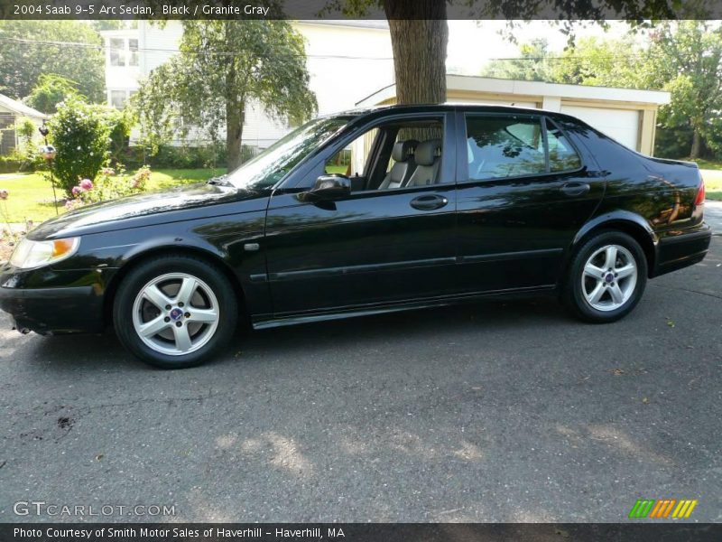 Black / Granite Gray 2004 Saab 9-5 Arc Sedan