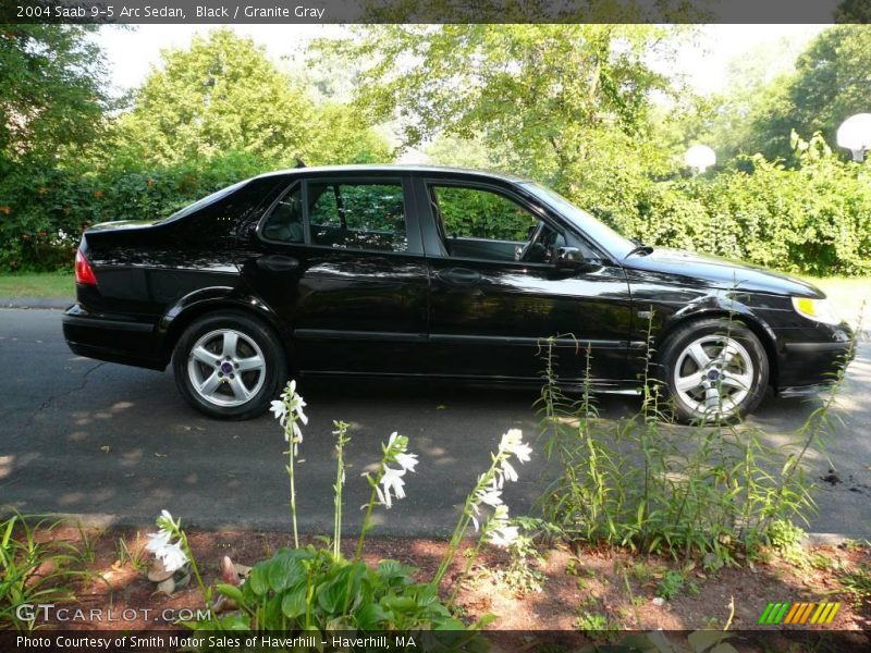 Black / Granite Gray 2004 Saab 9-5 Arc Sedan