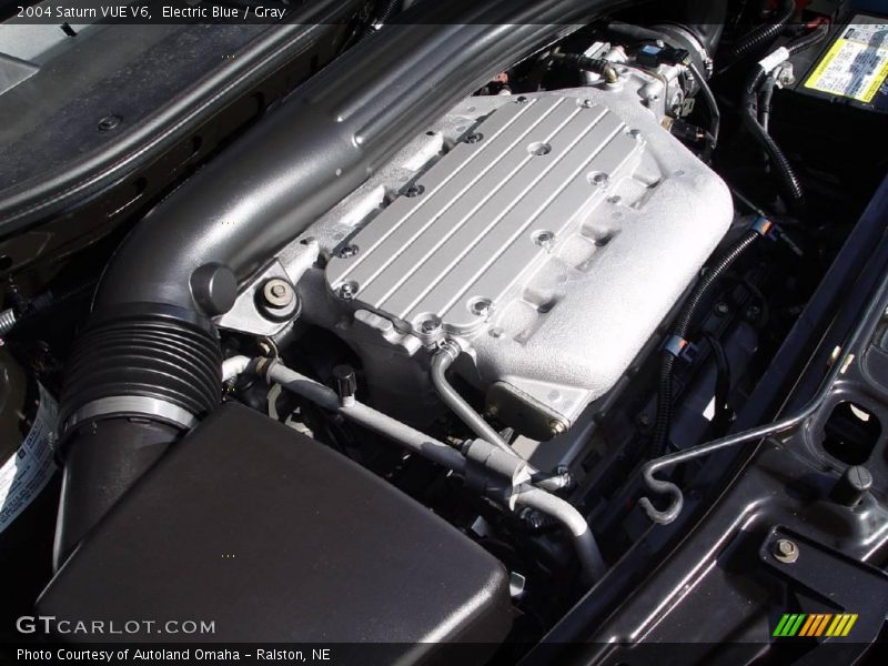 Electric Blue / Gray 2004 Saturn VUE V6