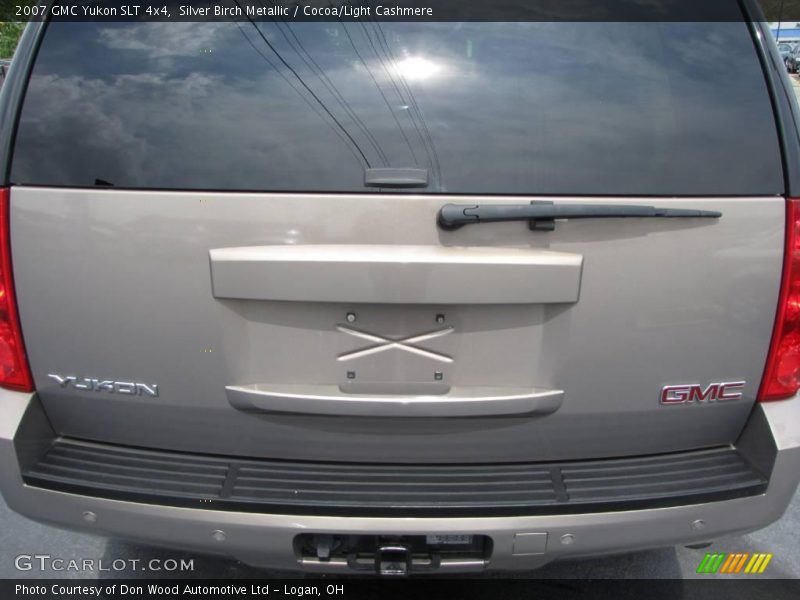 Silver Birch Metallic / Cocoa/Light Cashmere 2007 GMC Yukon SLT 4x4