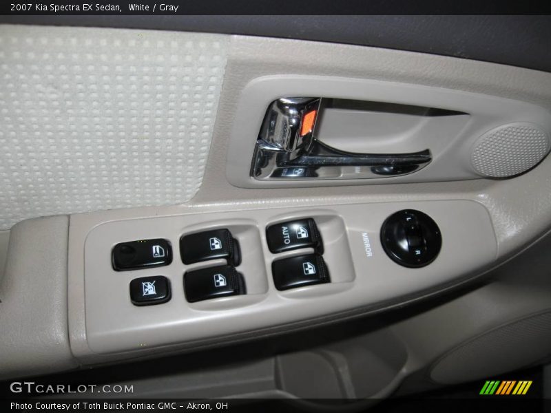 White / Gray 2007 Kia Spectra EX Sedan