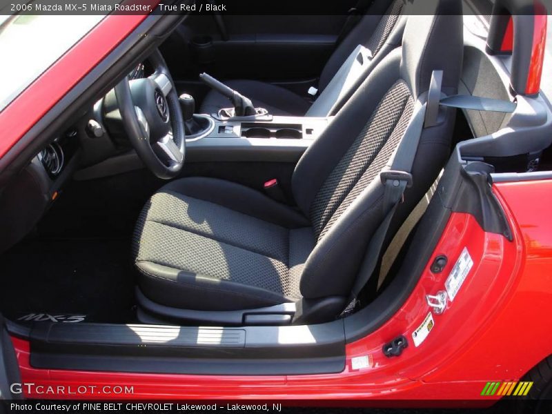 True Red / Black 2006 Mazda MX-5 Miata Roadster