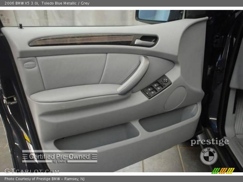 Toledo Blue Metallic / Grey 2006 BMW X5 3.0i
