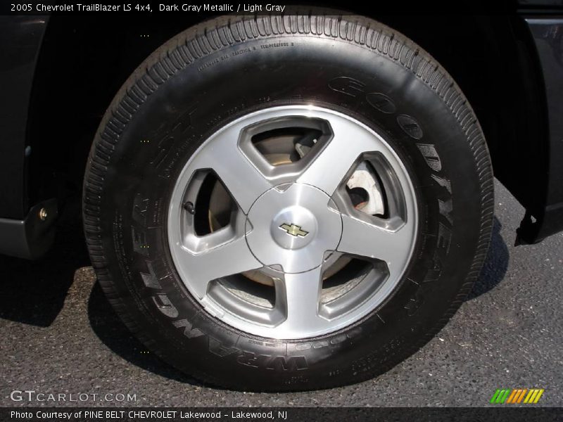 Dark Gray Metallic / Light Gray 2005 Chevrolet TrailBlazer LS 4x4