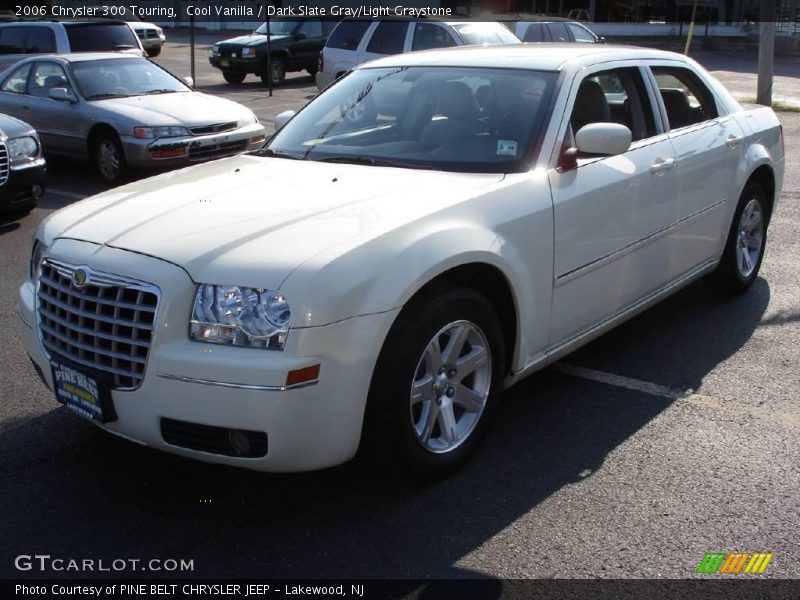 Cool Vanilla / Dark Slate Gray/Light Graystone 2006 Chrysler 300 Touring