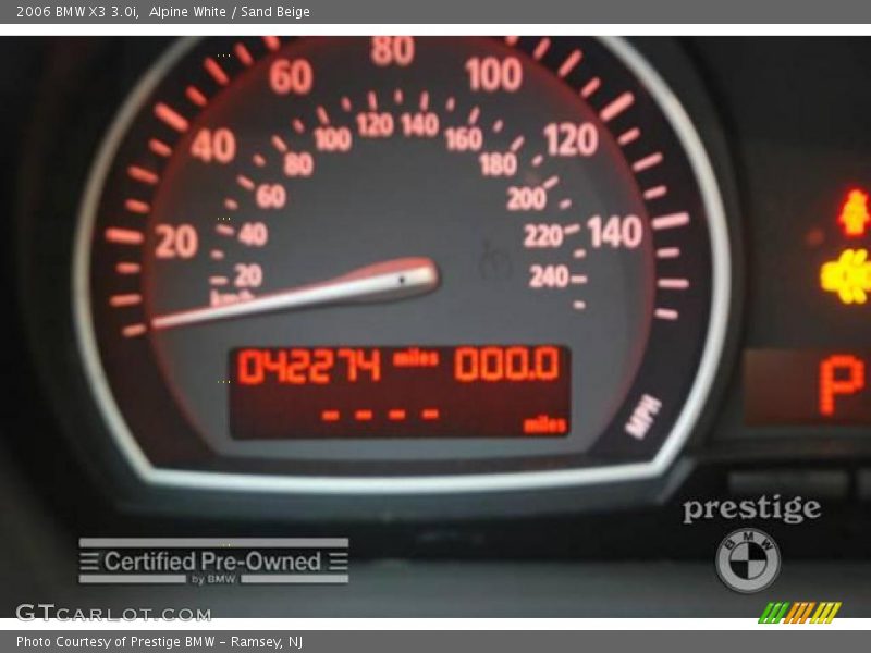 Alpine White / Sand Beige 2006 BMW X3 3.0i