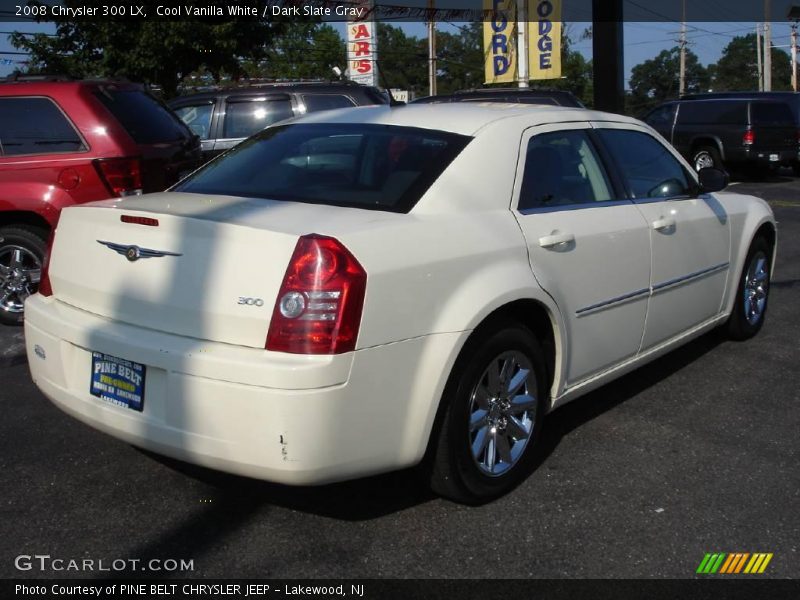 Cool Vanilla White / Dark Slate Gray 2008 Chrysler 300 LX
