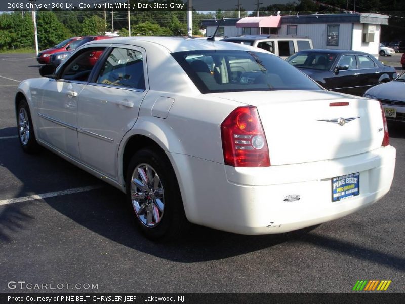 Cool Vanilla White / Dark Slate Gray 2008 Chrysler 300 LX