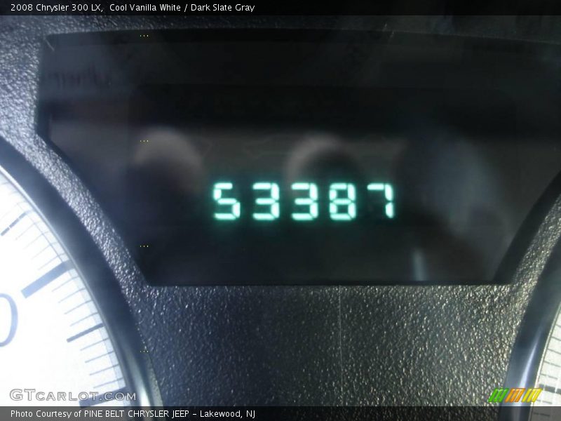 Cool Vanilla White / Dark Slate Gray 2008 Chrysler 300 LX
