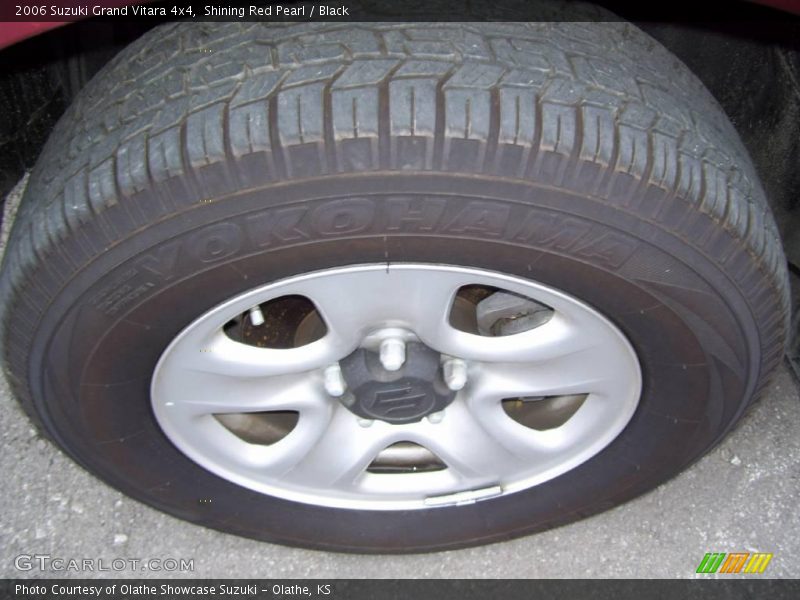 Shining Red Pearl / Black 2006 Suzuki Grand Vitara 4x4