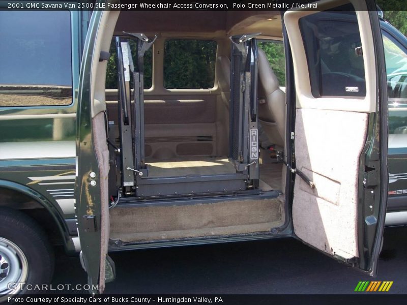Polo Green Metallic / Neutral 2001 GMC Savana Van 2500 SLE Passenger Wheelchair Access Conversion