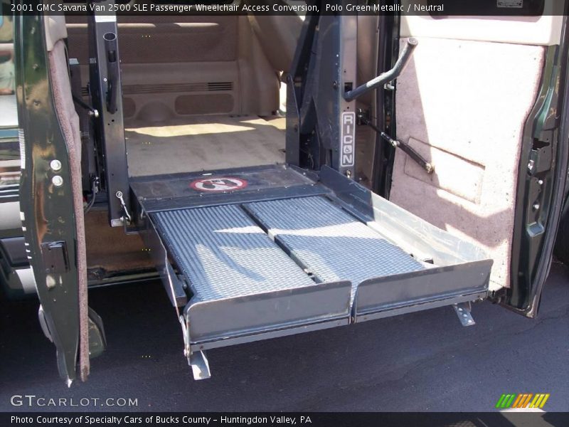 Polo Green Metallic / Neutral 2001 GMC Savana Van 2500 SLE Passenger Wheelchair Access Conversion
