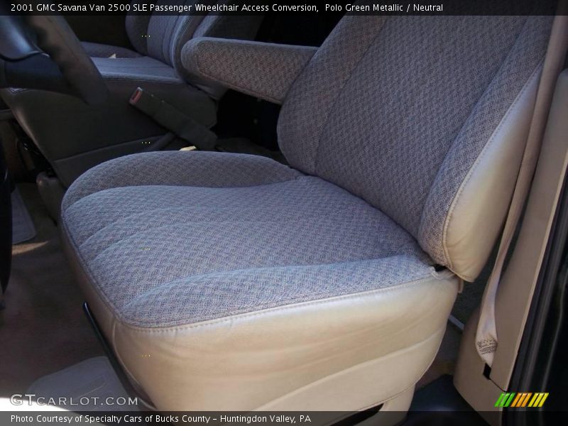 Polo Green Metallic / Neutral 2001 GMC Savana Van 2500 SLE Passenger Wheelchair Access Conversion