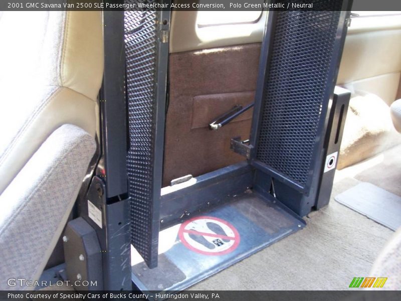 Polo Green Metallic / Neutral 2001 GMC Savana Van 2500 SLE Passenger Wheelchair Access Conversion