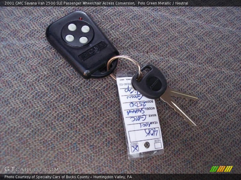 Polo Green Metallic / Neutral 2001 GMC Savana Van 2500 SLE Passenger Wheelchair Access Conversion