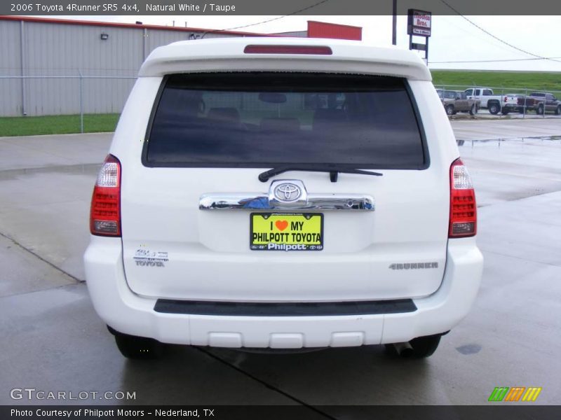 Natural White / Taupe 2006 Toyota 4Runner SR5 4x4