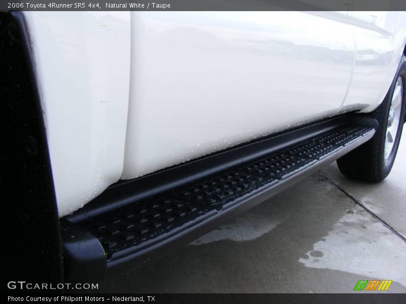 Natural White / Taupe 2006 Toyota 4Runner SR5 4x4