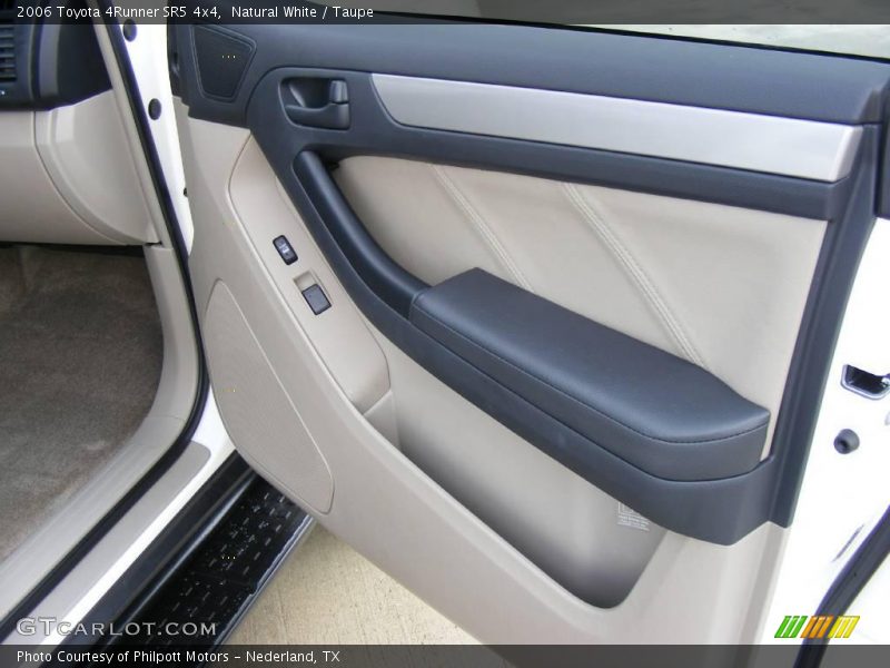Natural White / Taupe 2006 Toyota 4Runner SR5 4x4