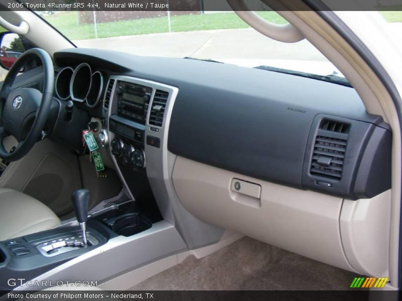 Natural White / Taupe 2006 Toyota 4Runner SR5 4x4