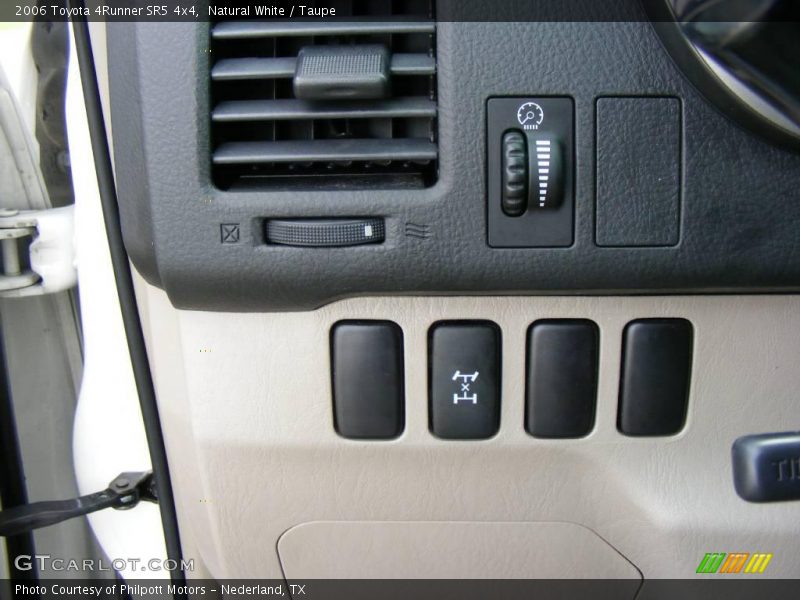 Natural White / Taupe 2006 Toyota 4Runner SR5 4x4