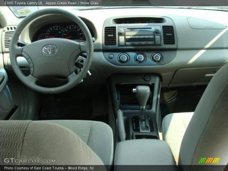 Aspen Green Pearl / Stone Gray 2006 Toyota Camry LE