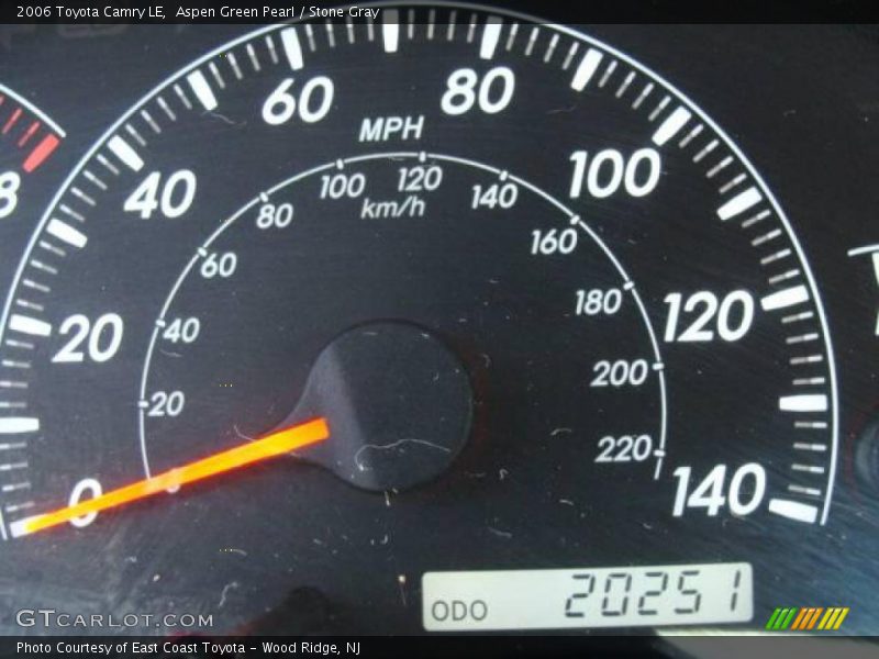 Aspen Green Pearl / Stone Gray 2006 Toyota Camry LE