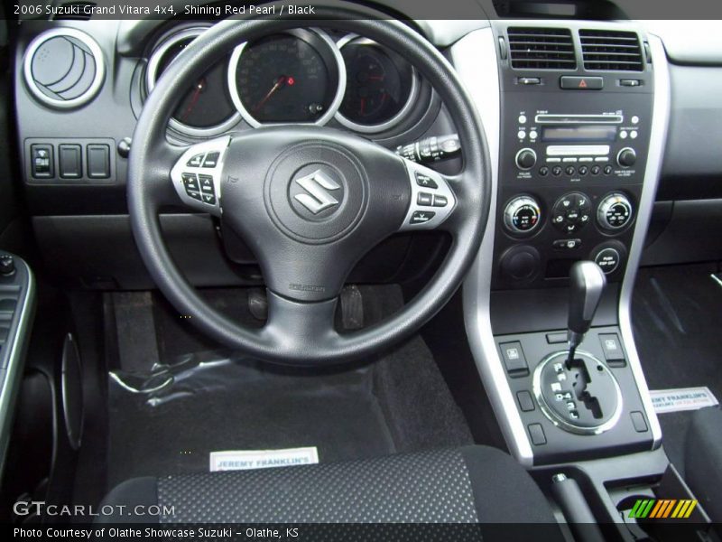 Shining Red Pearl / Black 2006 Suzuki Grand Vitara 4x4