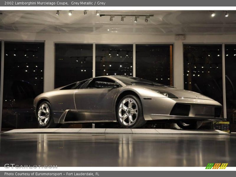Grey Metallic / Grey 2002 Lamborghini Murcielago Coupe