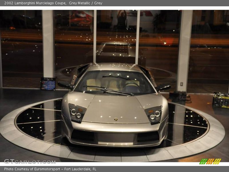 Grey Metallic / Grey 2002 Lamborghini Murcielago Coupe