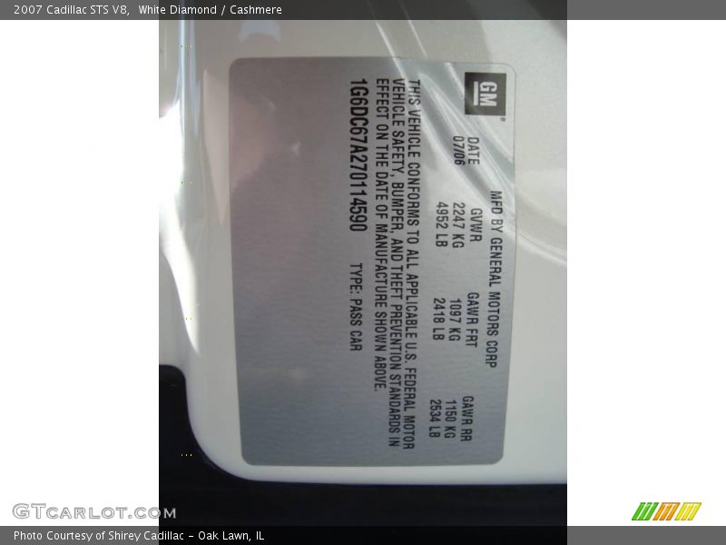 White Diamond / Cashmere 2007 Cadillac STS V8