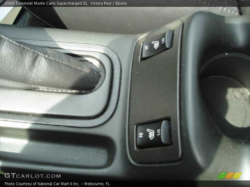 Victory Red / Ebony 2005 Chevrolet Monte Carlo Supercharged SS