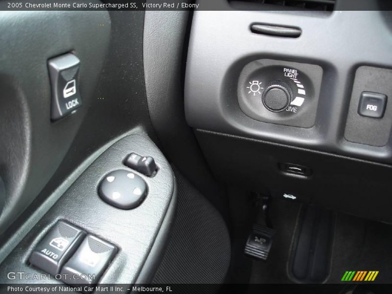 Victory Red / Ebony 2005 Chevrolet Monte Carlo Supercharged SS