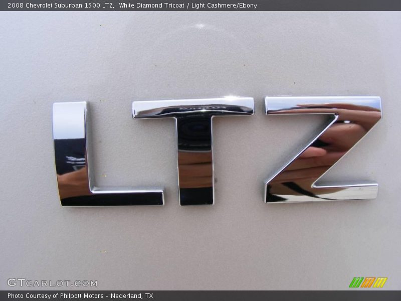 White Diamond Tricoat / Light Cashmere/Ebony 2008 Chevrolet Suburban 1500 LTZ