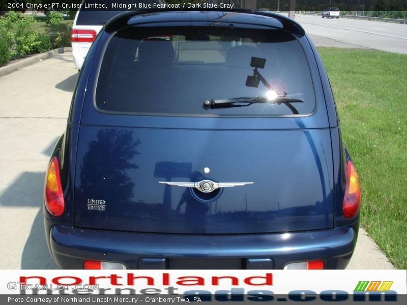 Midnight Blue Pearlcoat / Dark Slate Gray 2004 Chrysler PT Cruiser Limited