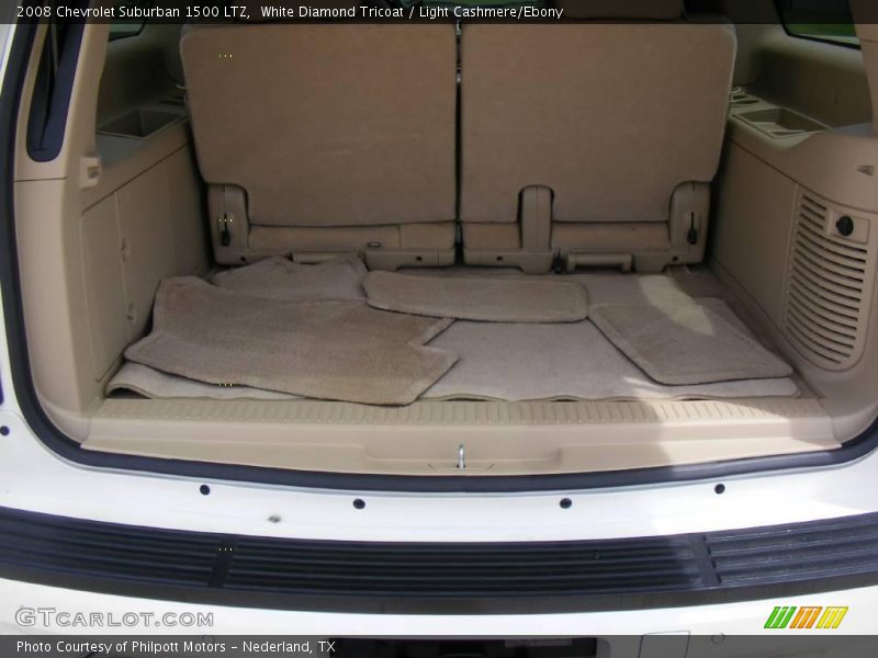 White Diamond Tricoat / Light Cashmere/Ebony 2008 Chevrolet Suburban 1500 LTZ