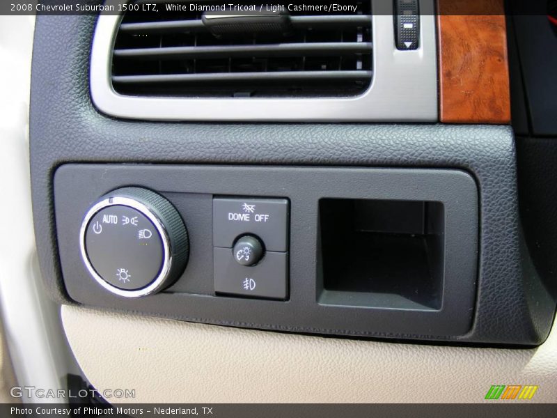 White Diamond Tricoat / Light Cashmere/Ebony 2008 Chevrolet Suburban 1500 LTZ