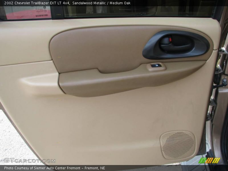 Sandalwood Metallic / Medium Oak 2002 Chevrolet TrailBlazer EXT LT 4x4