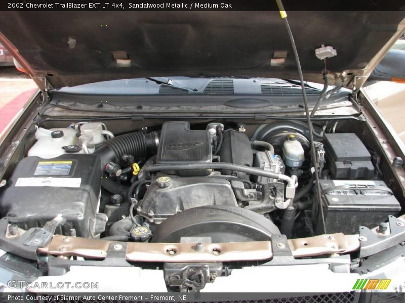 Sandalwood Metallic / Medium Oak 2002 Chevrolet TrailBlazer EXT LT 4x4
