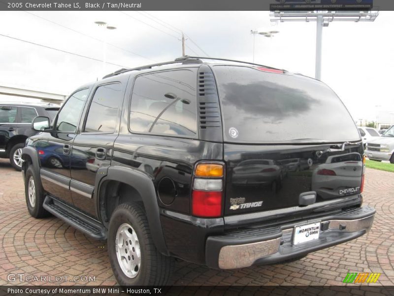 Black / Tan/Neutral 2005 Chevrolet Tahoe LS