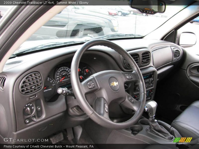 Summit White / Ebony 2009 Chevrolet TrailBlazer LT 4x4