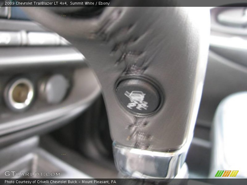 Summit White / Ebony 2009 Chevrolet TrailBlazer LT 4x4