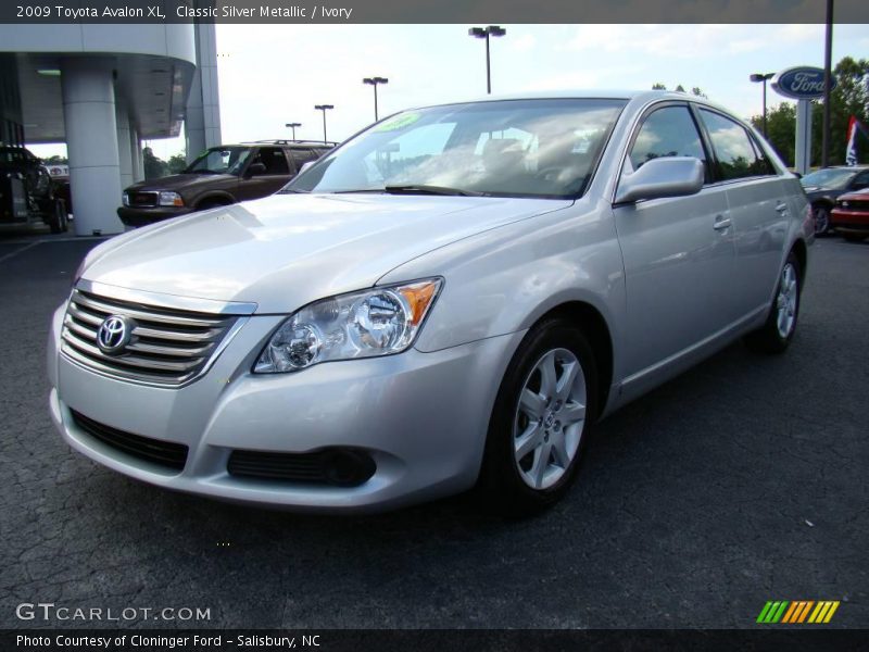 Classic Silver Metallic / Ivory 2009 Toyota Avalon XL
