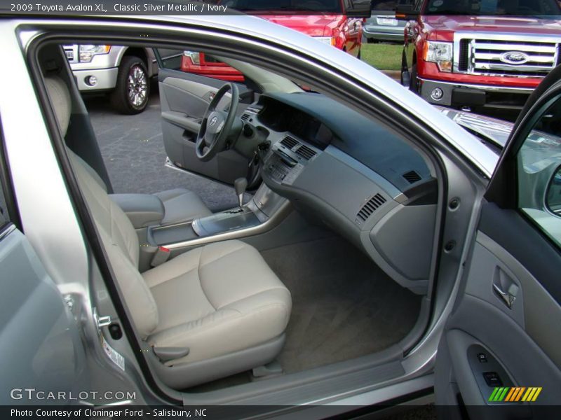 Classic Silver Metallic / Ivory 2009 Toyota Avalon XL