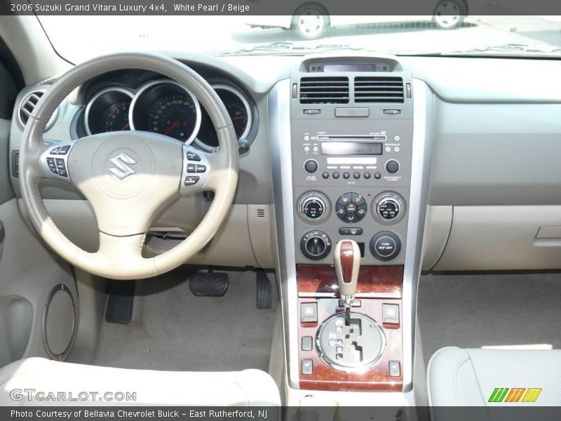 White Pearl / Beige 2006 Suzuki Grand Vitara Luxury 4x4