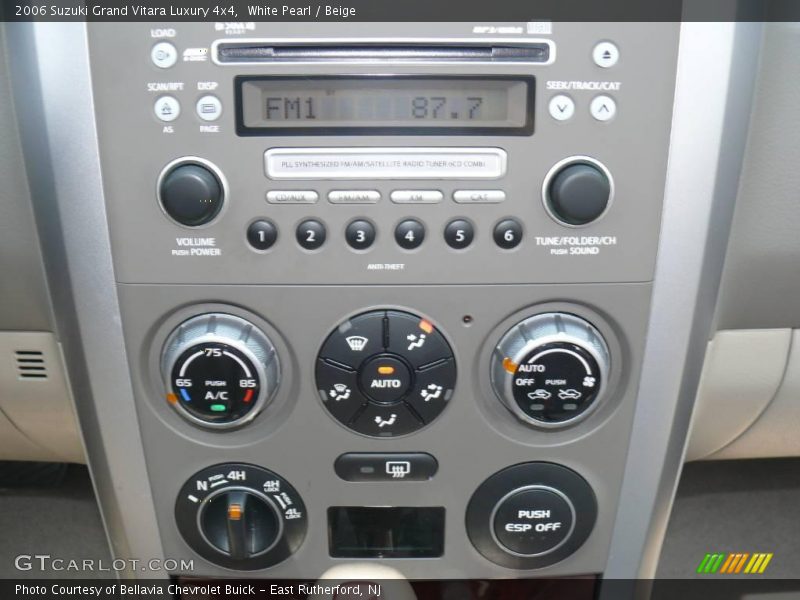 White Pearl / Beige 2006 Suzuki Grand Vitara Luxury 4x4