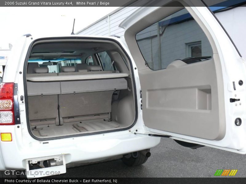 White Pearl / Beige 2006 Suzuki Grand Vitara Luxury 4x4