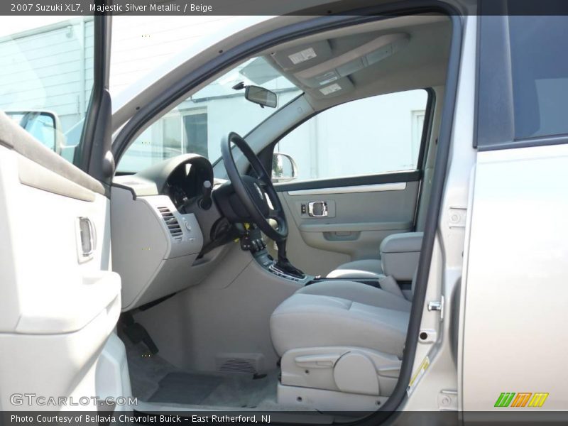 Majestic Silver Metallic / Beige 2007 Suzuki XL7