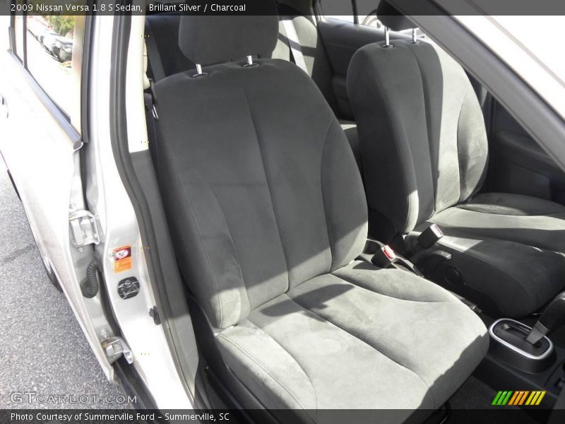 Brillant Silver / Charcoal 2009 Nissan Versa 1.8 S Sedan